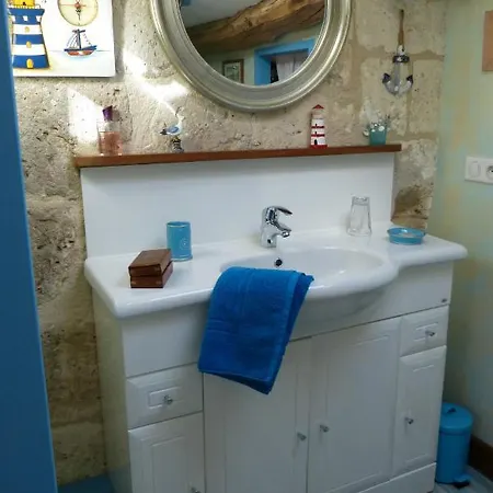 L'echappee Belle Perigord 3* Cercles