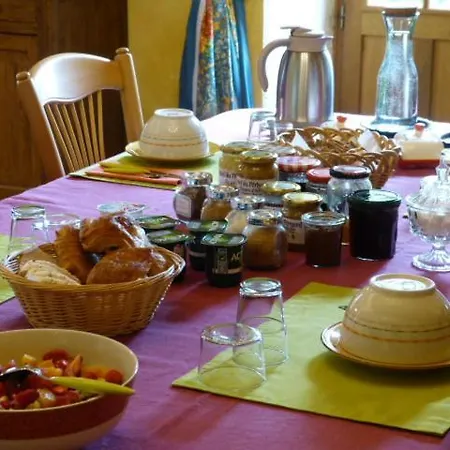 Bed & Breakfast L'echappee Belle Perigord 3*