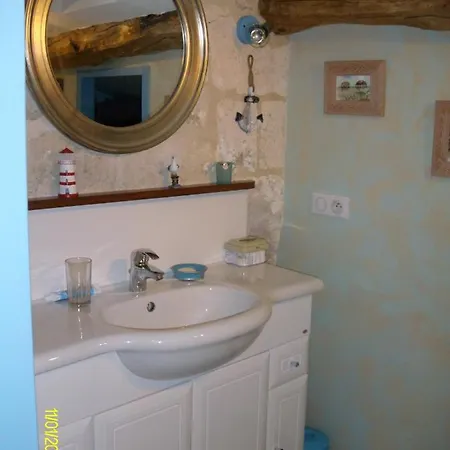 L'echappee Belle Perigord 3* Cercles