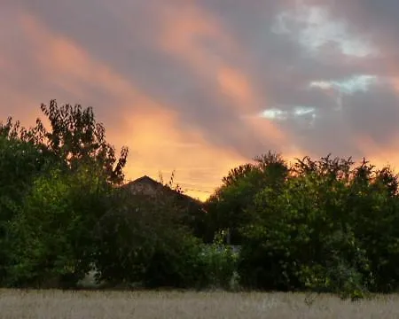 L'echappee Belle Perigord Bed & Breakfast Cercles
