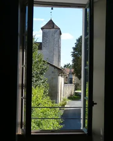 לינה וארוחת בוקר L'echappee Belle Perigord 3*