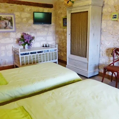 Bed & Breakfast L'echappee Belle Perigord 3*