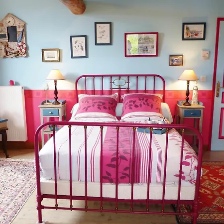 Bed & Breakfast L'echappee Belle Perigord 3*