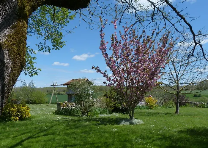 L'echappee Belle Perigord 3* Cercles