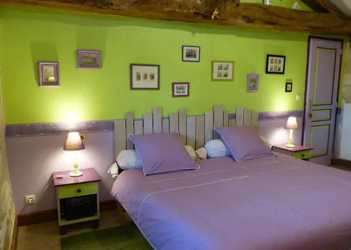 L'echappee Belle Perigord 3* Cercles